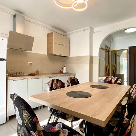 Kronstadt - Pet Friendly