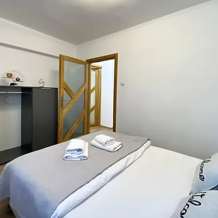 Kronstadt - Pet Friendly Apartment Brasov