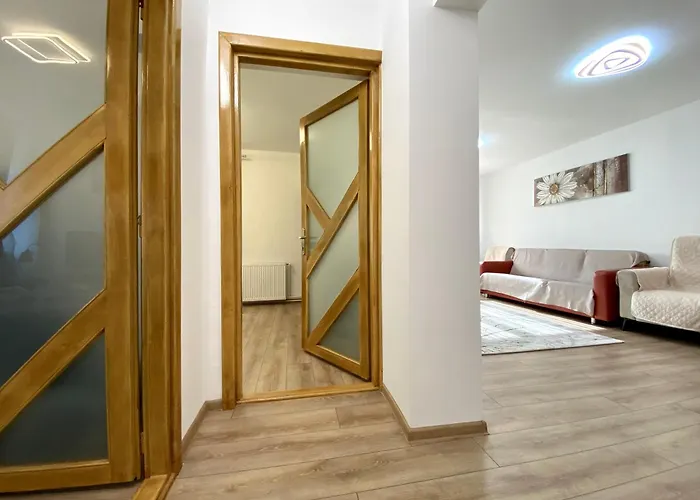 Kronstadt - Pet Friendly Apartment