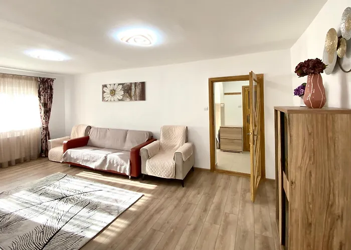 Kronstadt - Pet Friendly Apartment