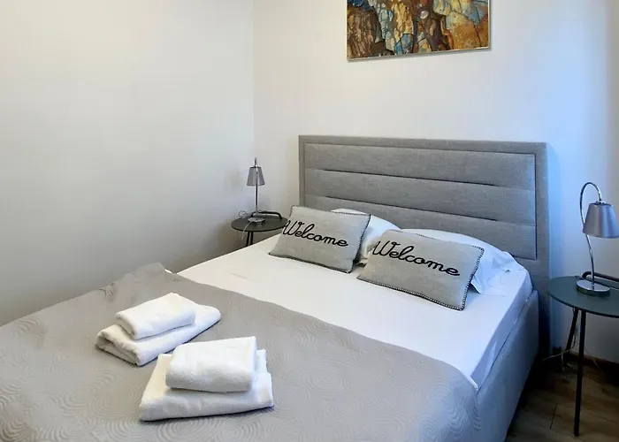 Kronstadt - Pet Friendly Apartment *